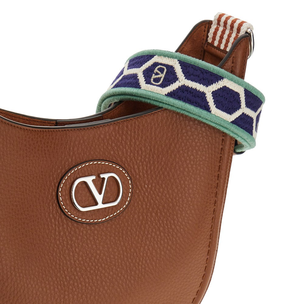 &#39;VLogo Signature&#39; leather shoulder bag