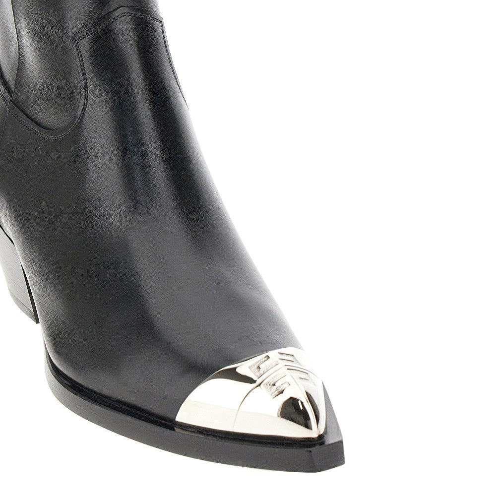 Leather ankle boots with metal toe