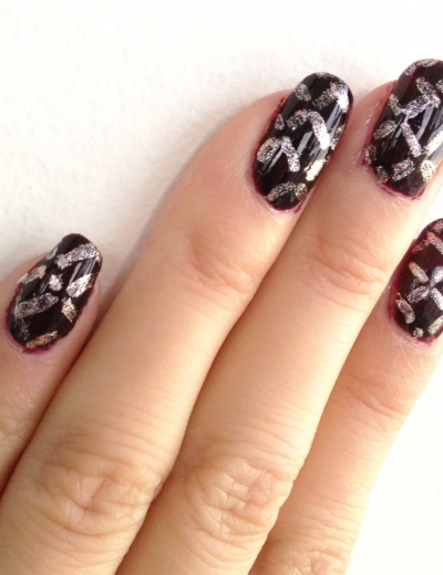 Nail DIY: Easy Quilted Nail Art Pattern