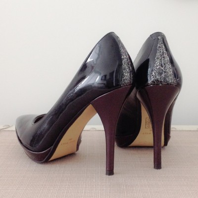 DIY Glitter Shoes Tutorial