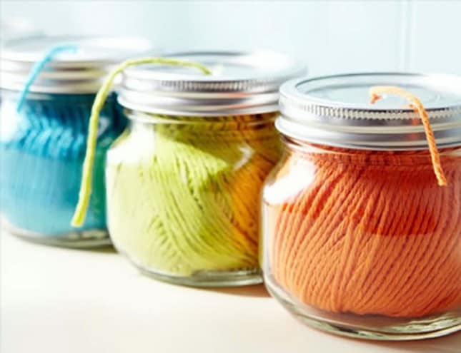 20 Useful Mason Jar Ideas - Yarn dispenser