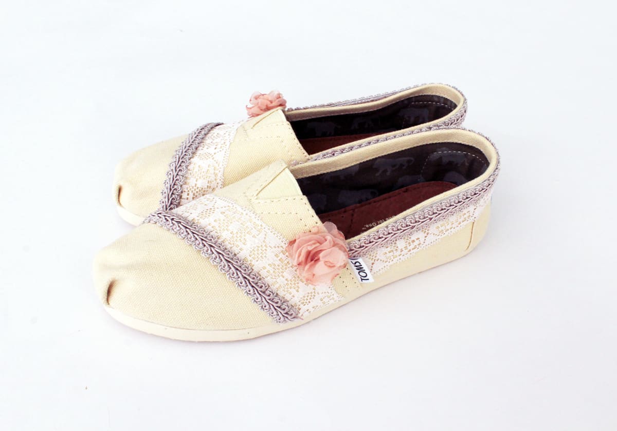 DIY Toms - transform your everyday slip-ons into a fun and romantic pair of dress shoes you can wear to any special event!