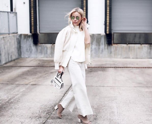 Winter looks - head to toe in white, so elegant and effortless