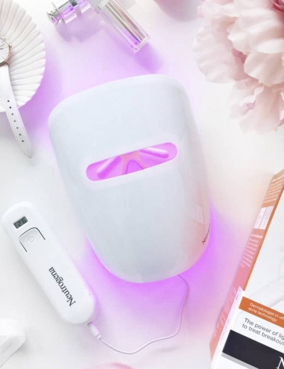 Clearer Skin with Light Therapy