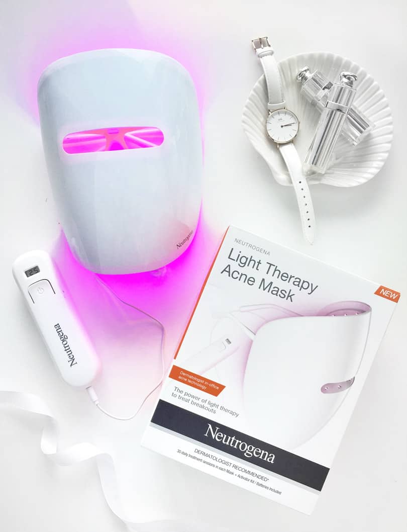 Beauty Review: Neutrogena Light Therapy Acne Mask