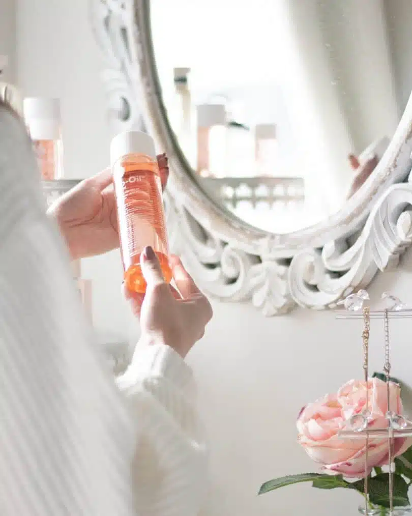 Incorporating this multi-purpose skincare oil into your routine has many benefits! Learn more about how to use Bio-Oil for face yesmissy.com