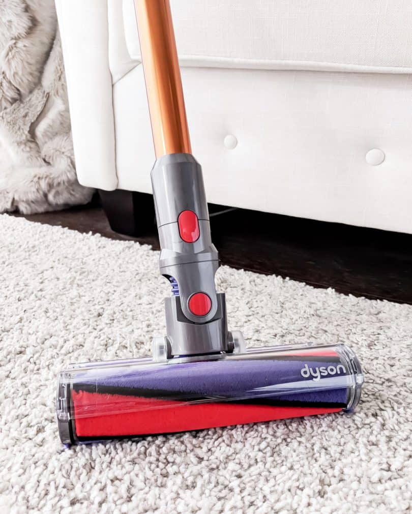 The pros and cons of the Dyson Cyclone v10 Absolute 