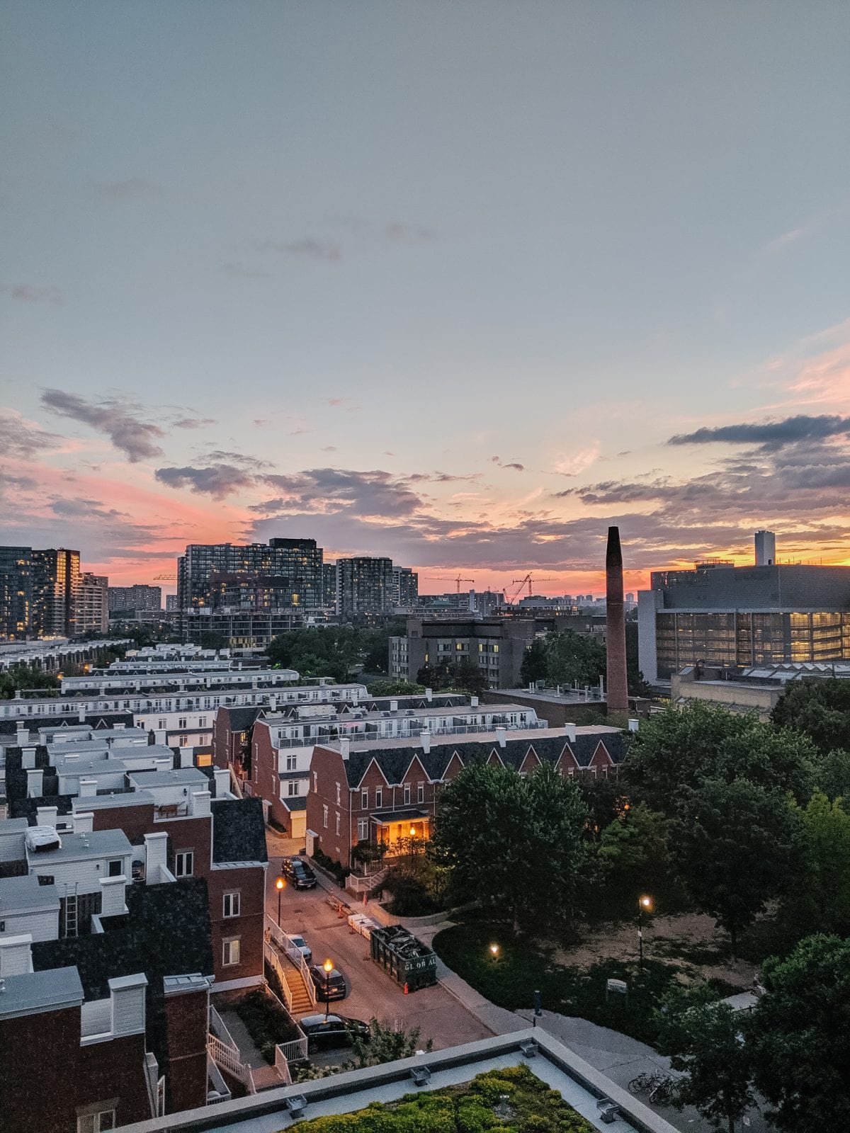 The view from my Toronto Apartment -High Quality Luxury Shopping's Apartment Tour