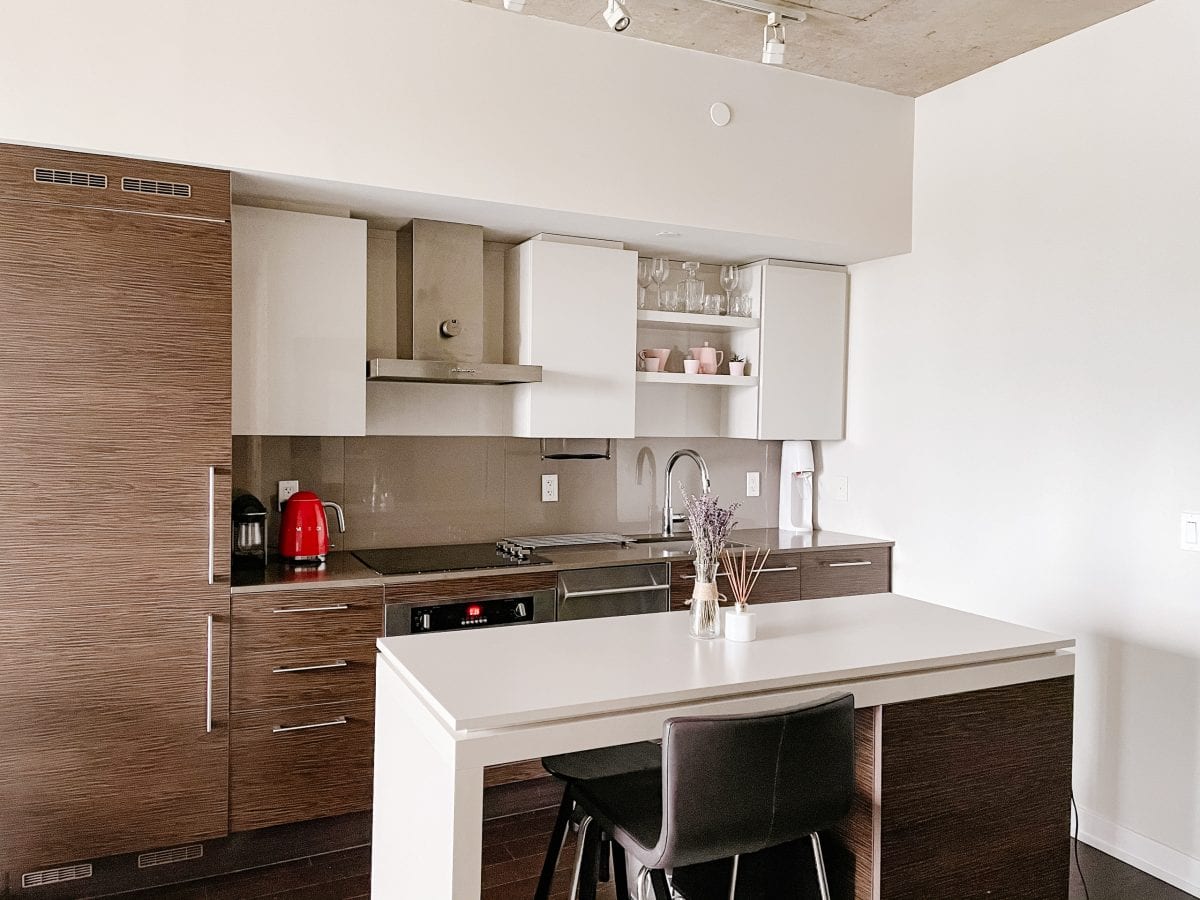 Apartment tour - modern kitchen