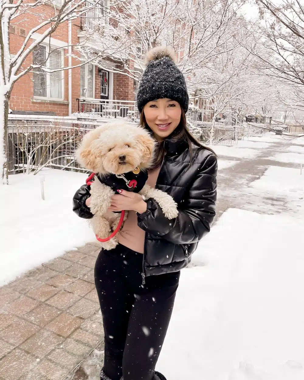 Cute Winter Outfit Ideas - Faux leather puffer jacket