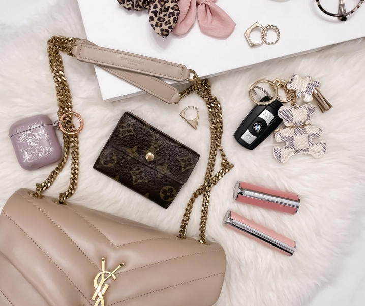 What’s in my Bag: Saint Laurent LouLou Review