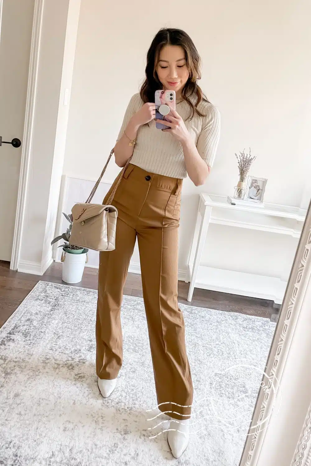Brown trend - straight leg brown trouser pants with ribbed knit top from Aritzia and YSL loulou bag. Spring office outfits, weekend looks, and more on yesmissy.com