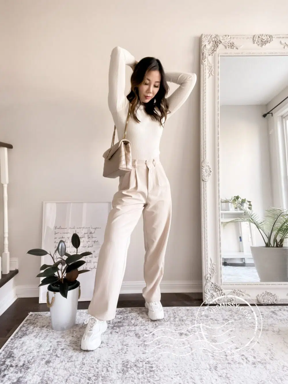 Affordable wardrobe basics - Aritzia effortless pant dupe from SHEIN - wide leg trouser pants with pleated waist.