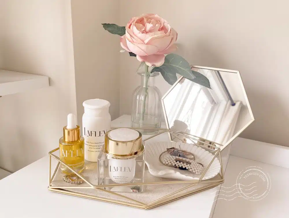 LaFlev Skincare Review - Daily Face Wash Powder, Skin Turnaround Serum, and Deep Wrinkle Release Hydrating Cream. Get the full review on yesmissy.com