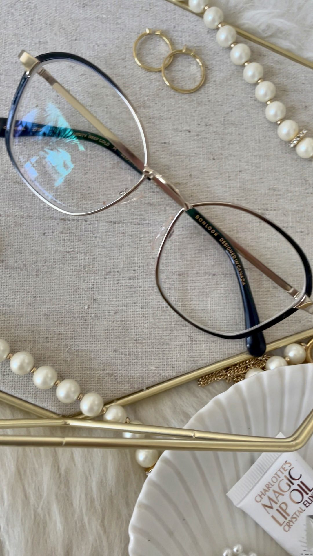BonLook Glasses - Varsity Frames from the Academia Collection. Photo credit - yesmissy.com