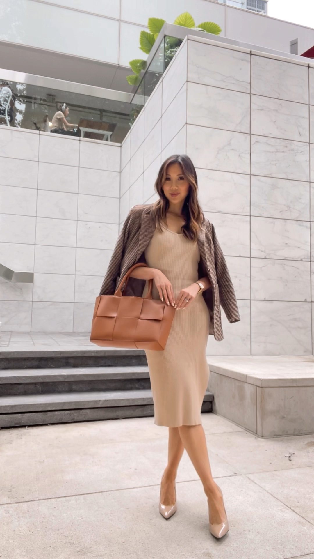 Basic Blazers for Women - Houndstooth blazer outfit for work