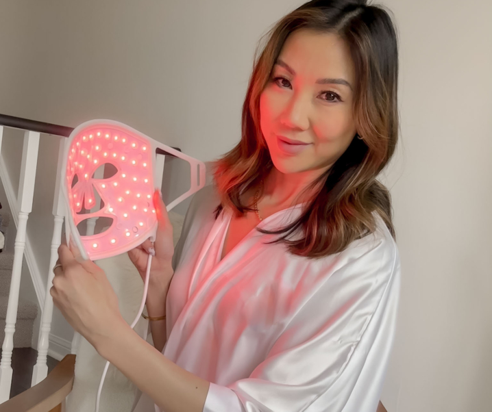 The Benefits of Red Light Therapy: CurrentBody Skin Light Therapy Mask Review