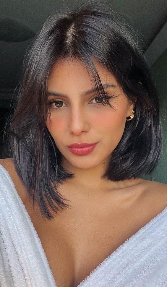 hair trends for spring - blunt bob cut with bangs